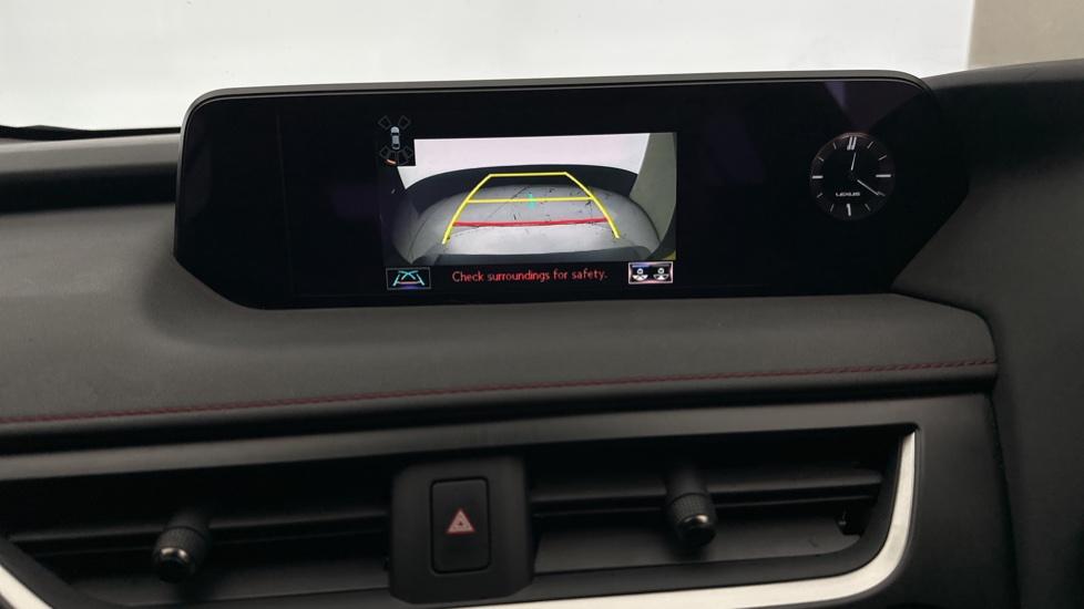 Rear View Camera / Park Pilot 