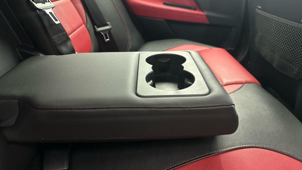 Rear Armrest/ Cup Holder