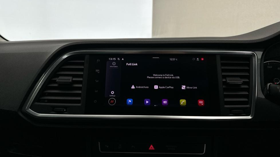 Apple Car Play & Android Auto