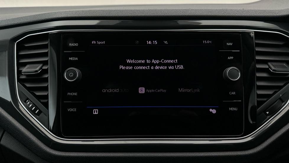 Apple Car Play & Android Auto