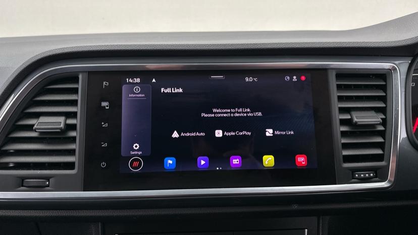 Apple Car Play & Android Auto