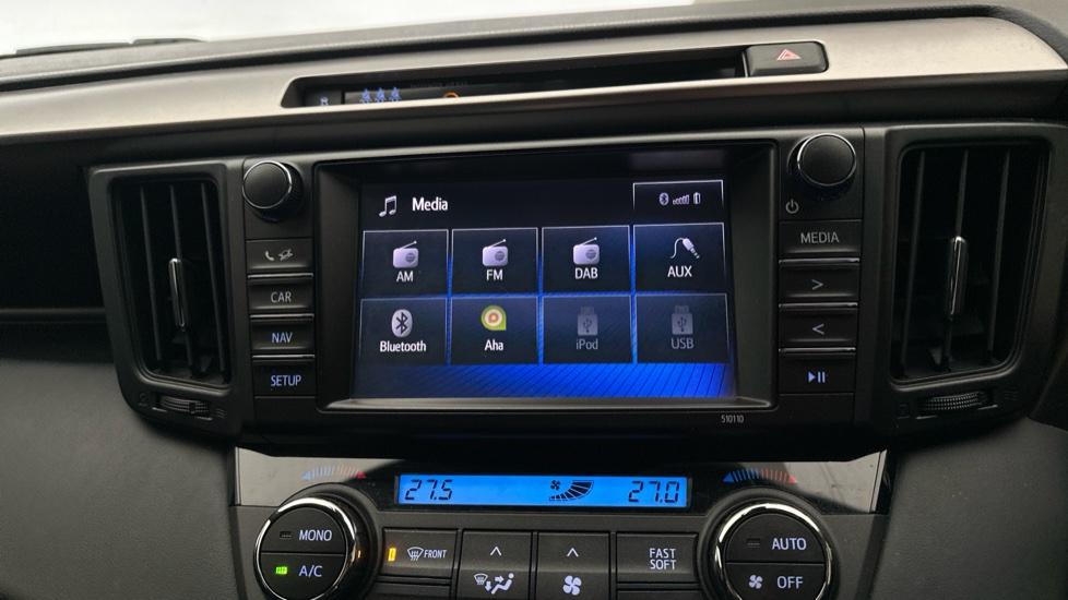 DAB RADIO / Bluetooth 