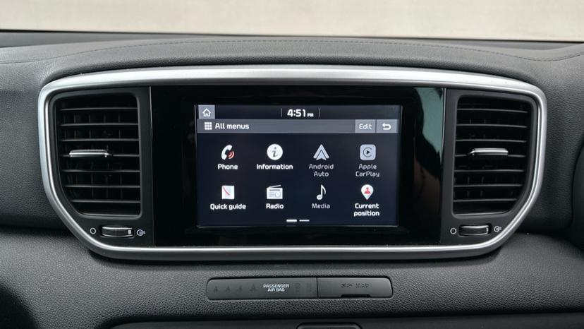 Apple Car Play & Android Auto