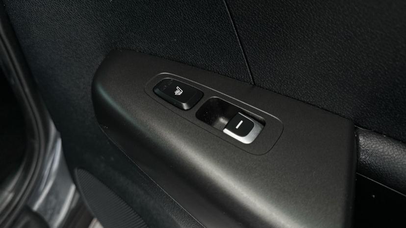 Rear Heated Seats 