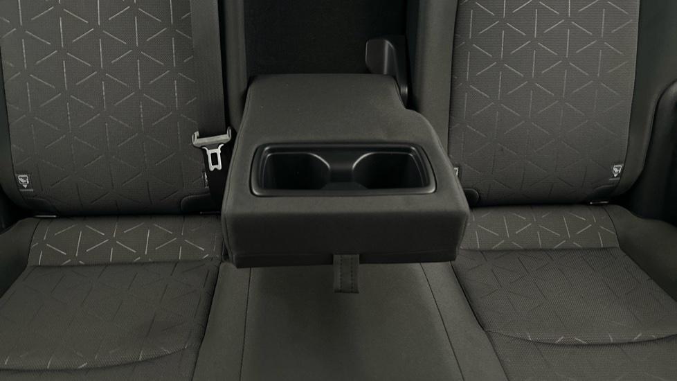 Rear Armrest/ Cup Holder