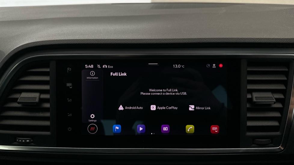 Apple Car Play & Android Auto