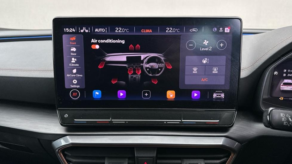 Dual Climate Control / Air Conditioning 