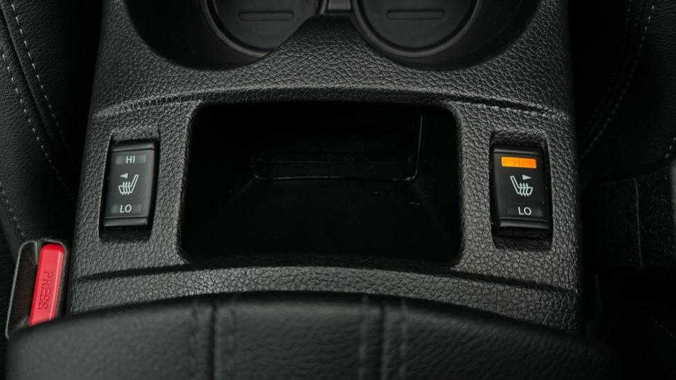 Heated Seats 