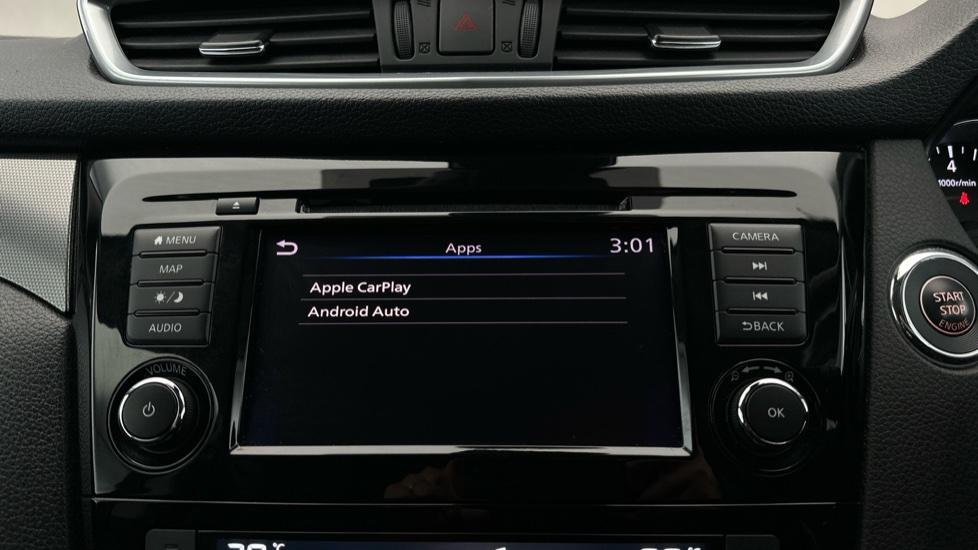 Apple Car Play & Android Auto