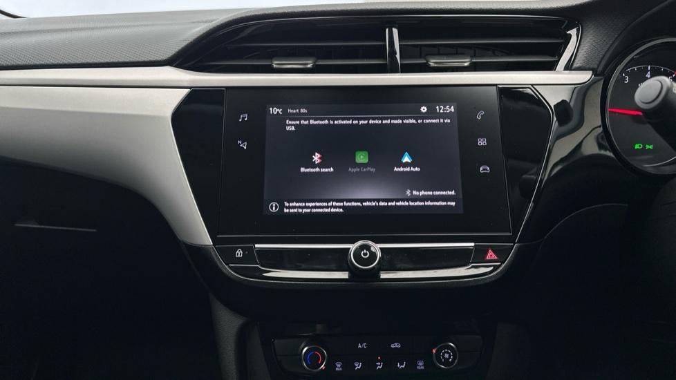 Apple Car Play & Android Auto