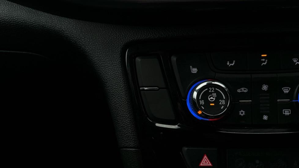 Heated Steering Wheel 