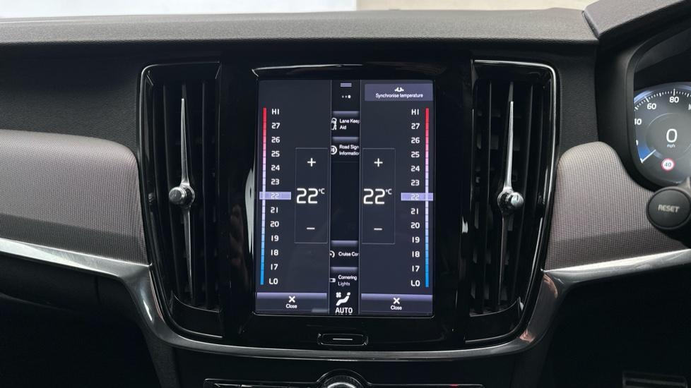 Air Conditioning /Dual Climate Control 