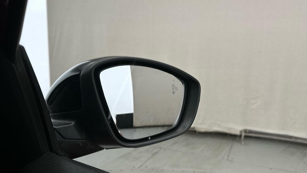 Blind Spot Monitoring System 