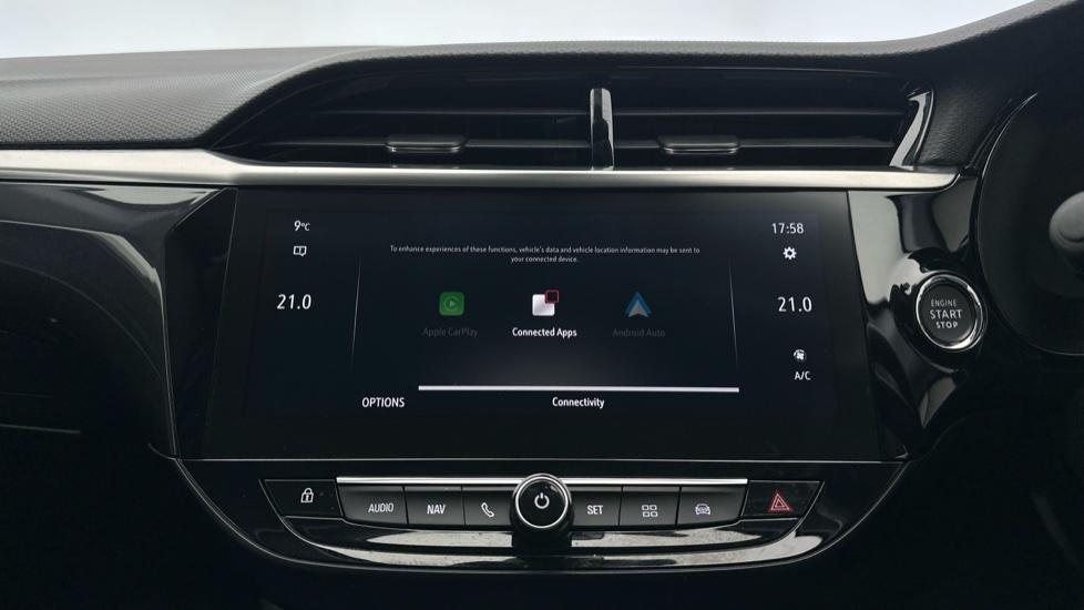 Apple Car Play & Android Auto