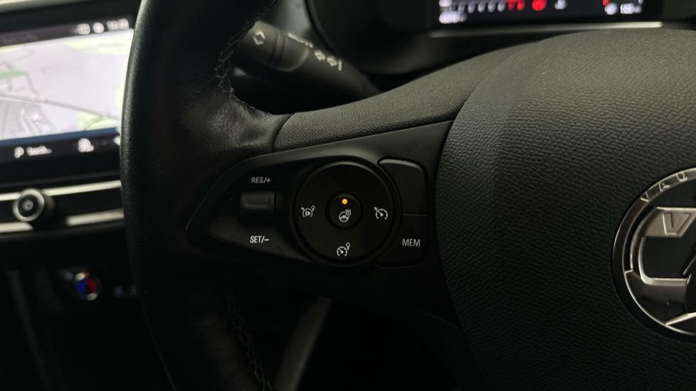 Cruise Control / Speed Limiter /Heated Steering Wheel 