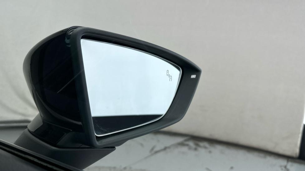 Blind Spot Monitoring System 