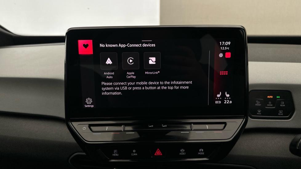 Apple Car Play & Android Auto