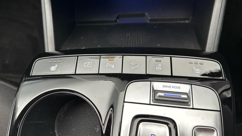 Heated Seats / Heated Steering Wheel 