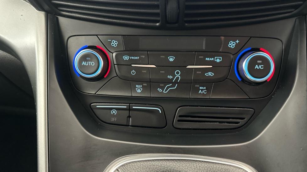 Air Conditioning /Dual Climate Control /Auto Stop/Start 