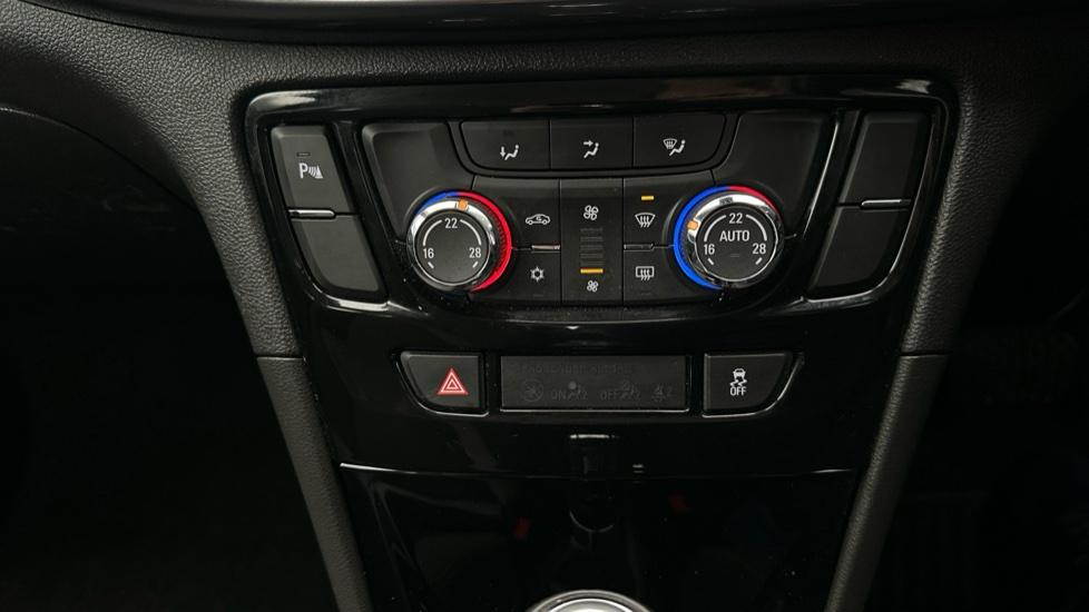 Air Conditioning /Dual Climate Control 