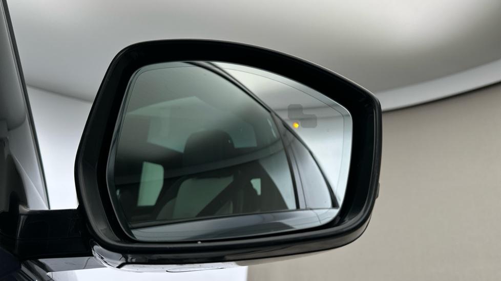 Blind Spot Monitoring System 