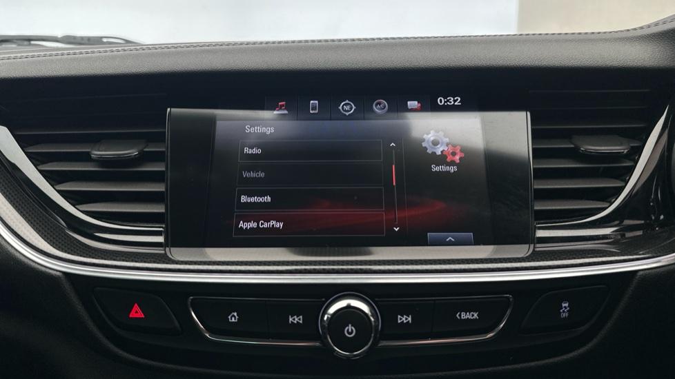 Apple Car Play