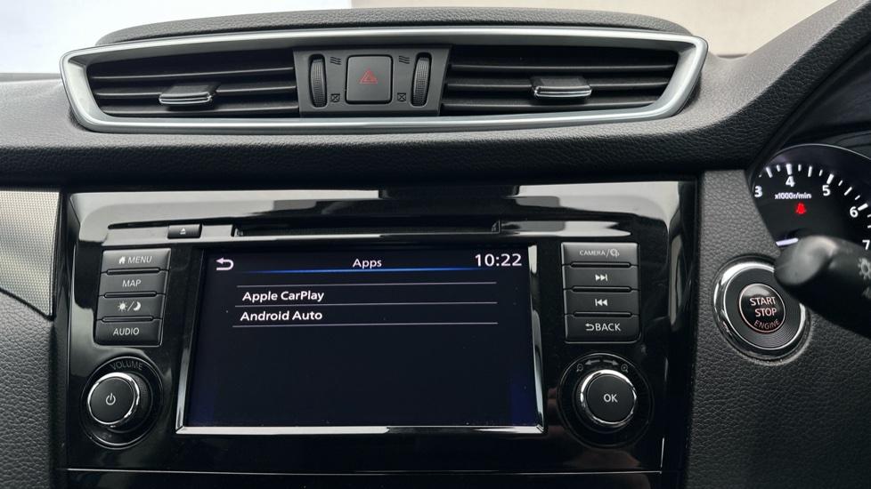 Apple Car Play & Android Auto