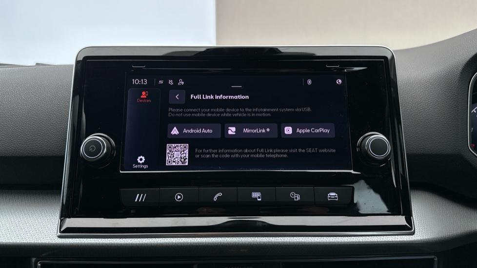 Apple Car Play & Android Auto