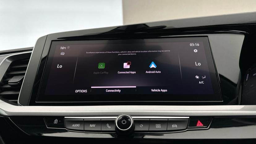 Apple Car Play & Android Auto