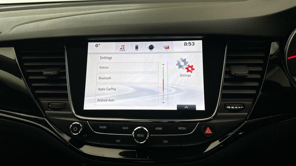 Apple Car Play & Android Auto