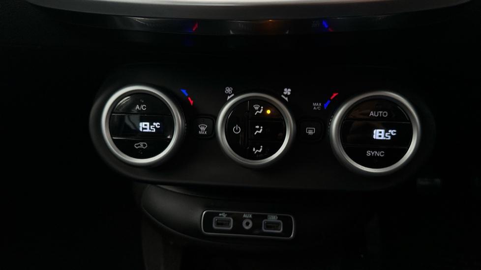 Air Conditioning /Dual Climate Control