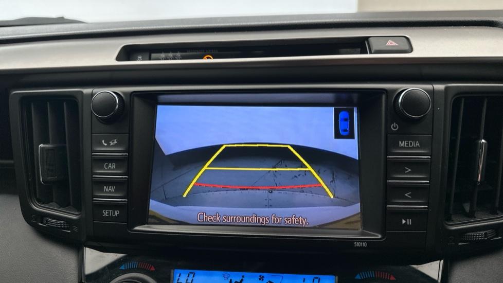 Rear View Camera /Park Pilot 