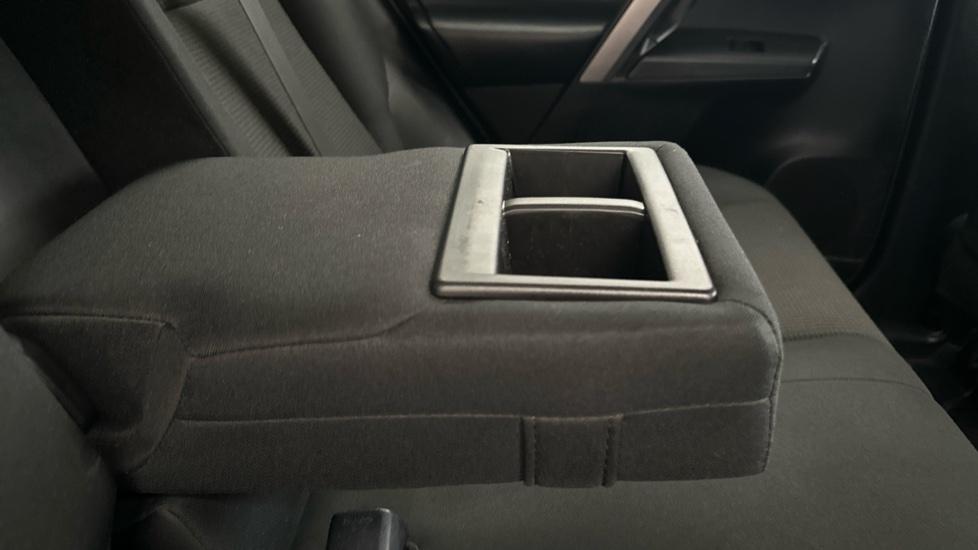 Rear Armrest/ Cup Holder