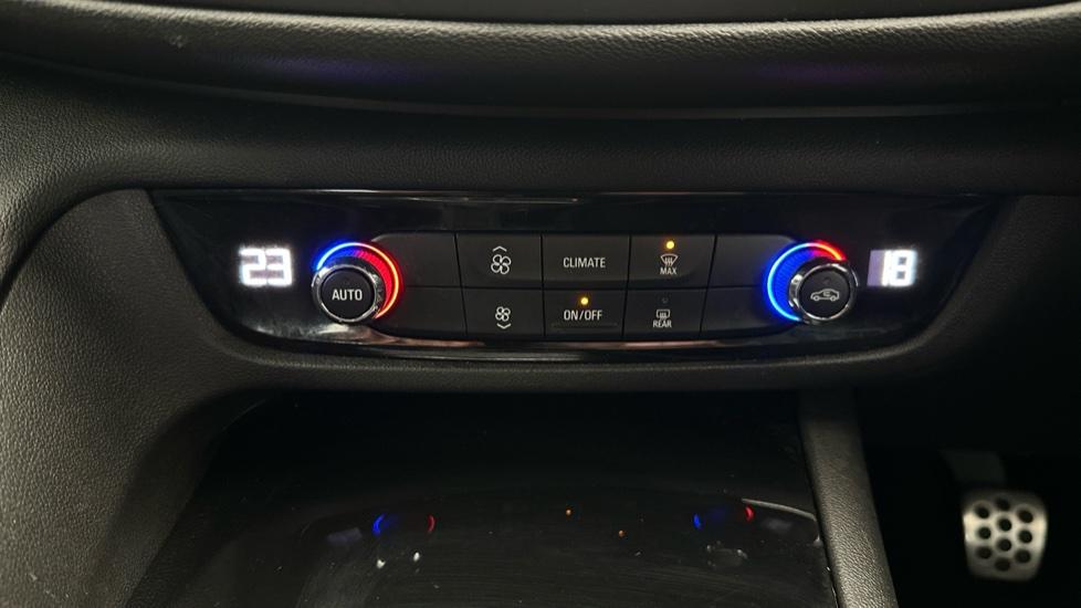 Air Conditioning /Dual Climate Control 