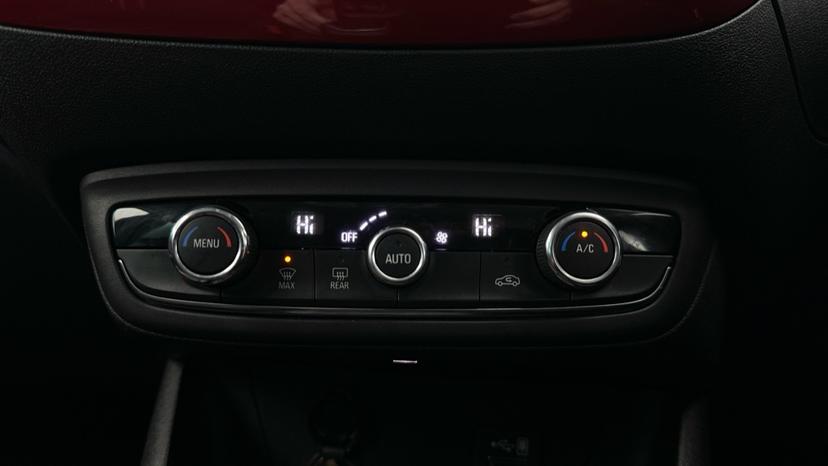 Air Conditioning / Dual Climate Control 