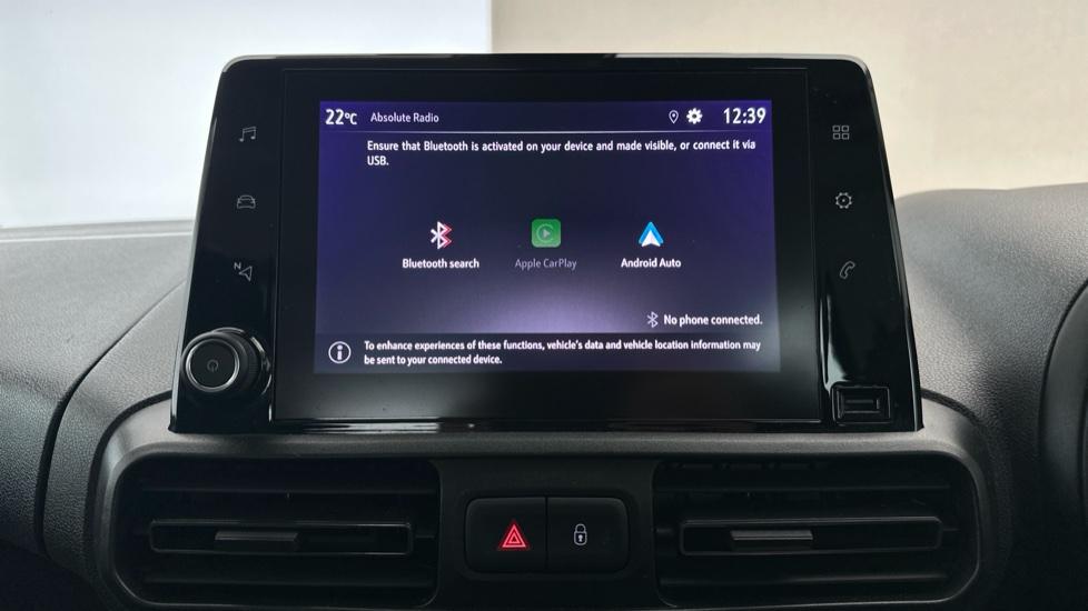 Apple Car Play & Android Auto