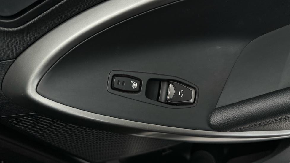 Rear Heated Seats 