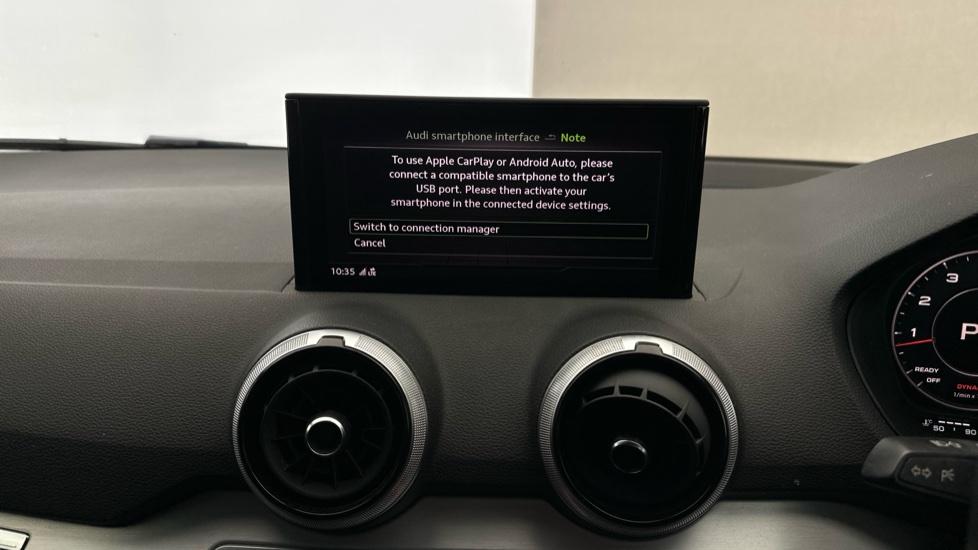 Apple Car Play & Android Auto