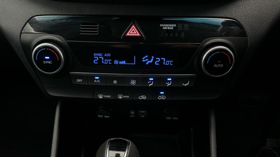 Air Conditioning / Dual Climate Control 