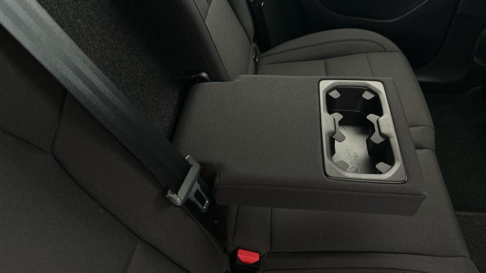 Rear Armrest/ Cup Holder