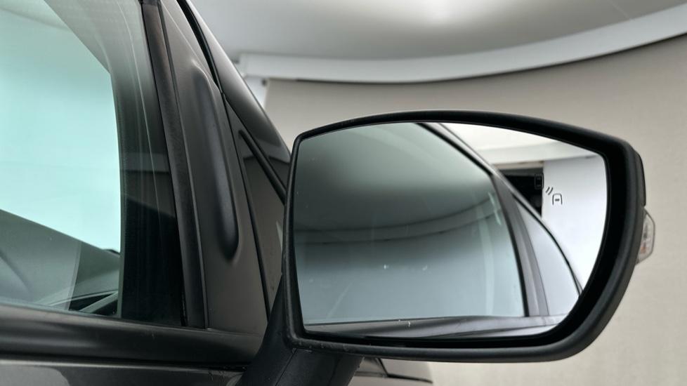 Blind Spot Monitoring System 