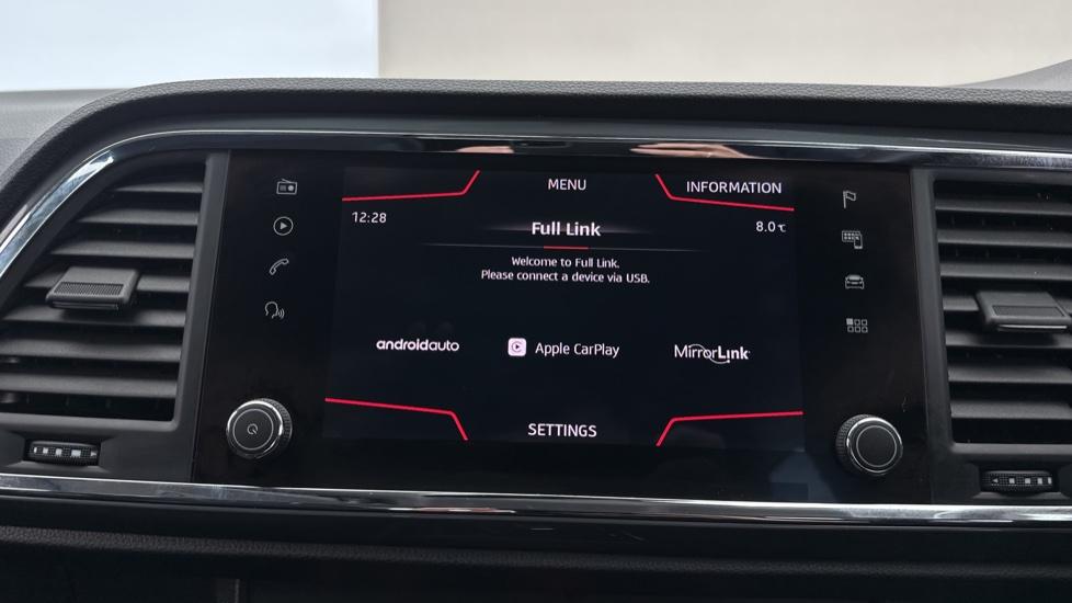 Apple CarPlay/Android auto 