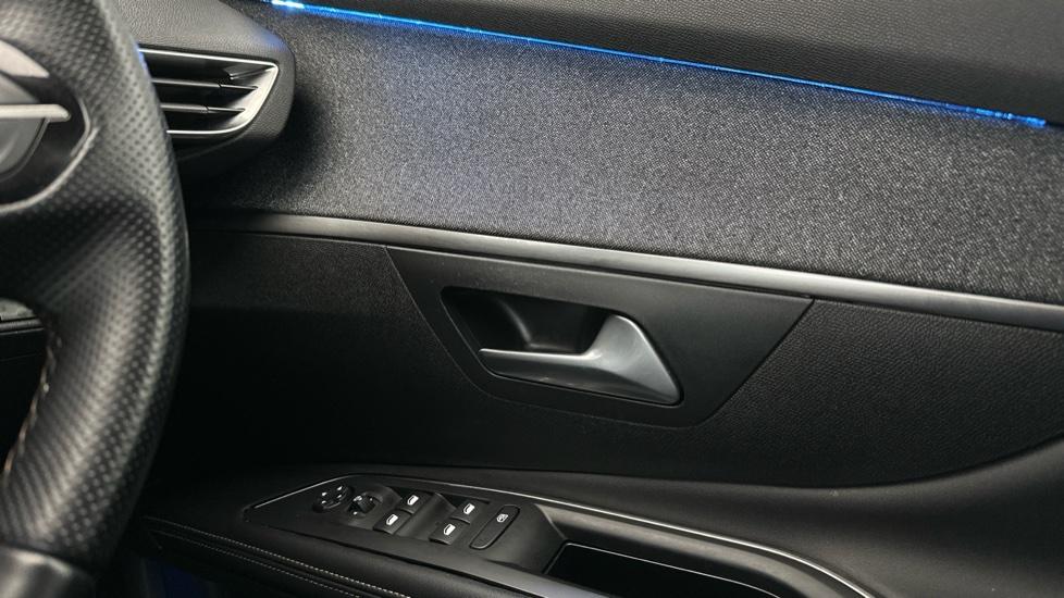 Electric Windows / Wing Mirrors/ Ambient Lighting  