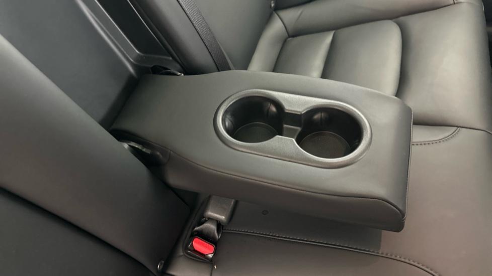 Rear Armrest/ Cup Holder