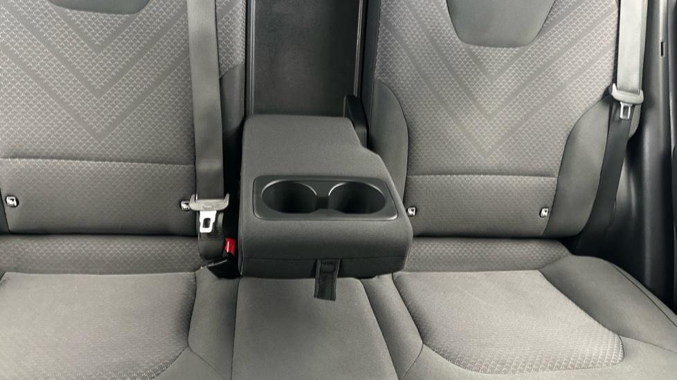 Rear Armrest/ Cup Holder