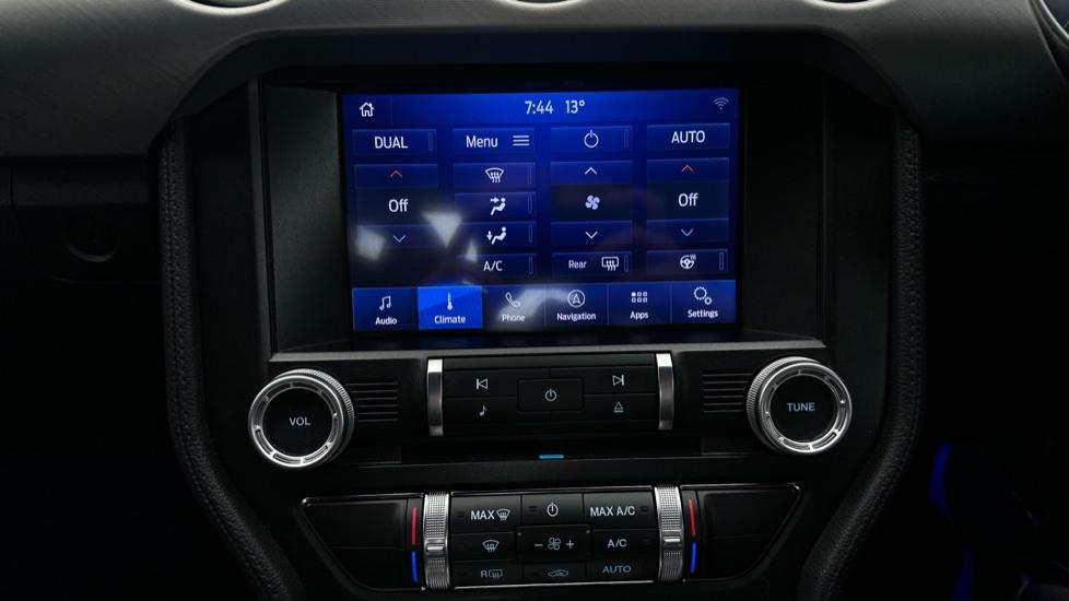 Air Conditioning /Dual Climate Control 