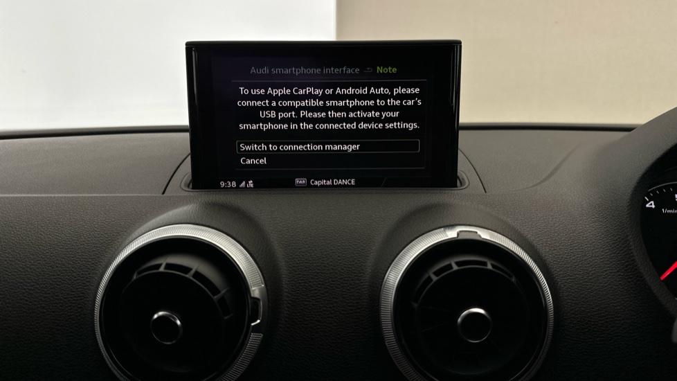 Apple Car Play & Android Auto