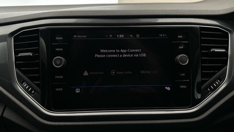 Apple Car Play & Android Auto