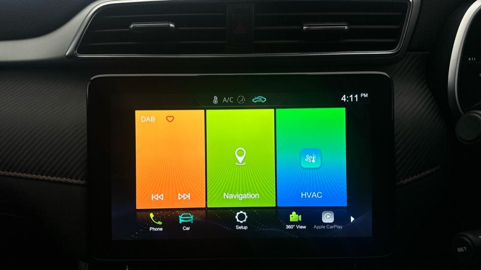 Apple Car Play & Android Auto