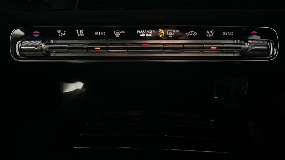 Air Conditioning /Dual Climate Control 